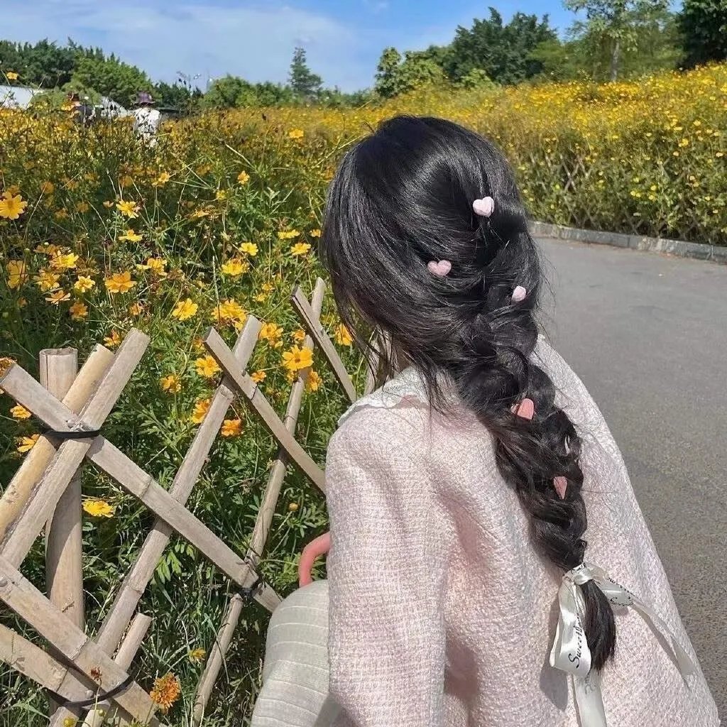 穿越橄榄树林